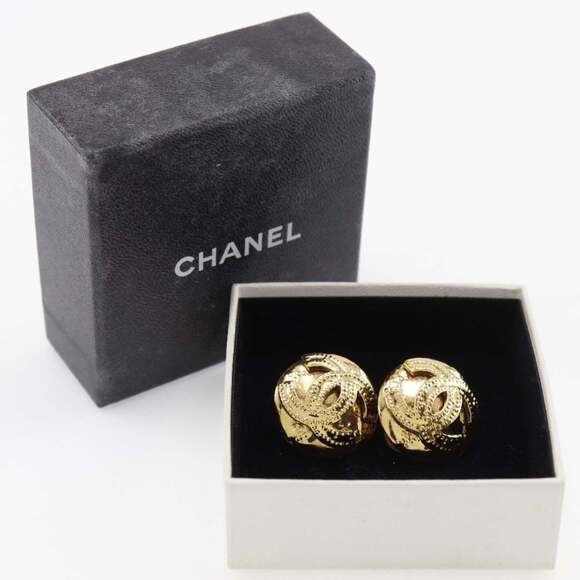 CHANEL Authentic Gold Earrings - Picture 9 of 9